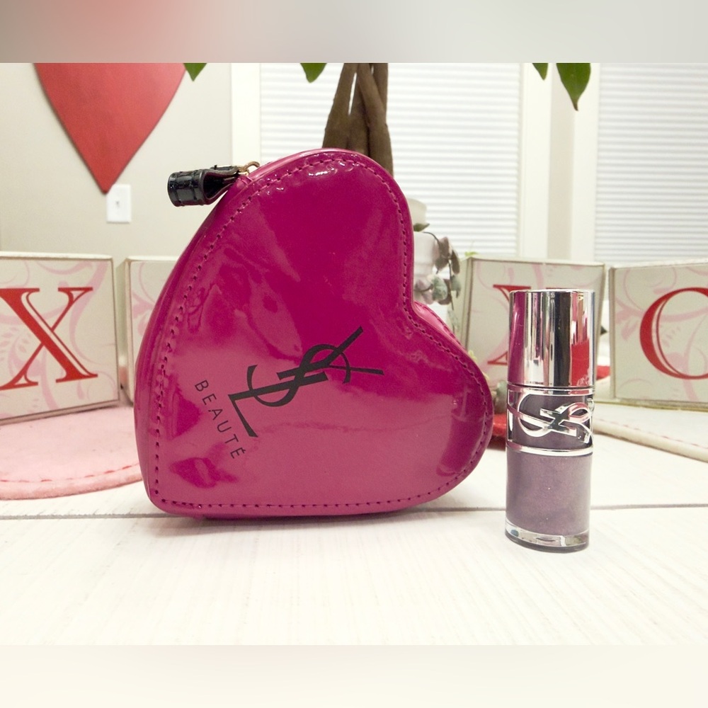 YSL Beaute Pink Heart Makeup Bag w LOVESHINE Plumping Lip Oil Gloss 01